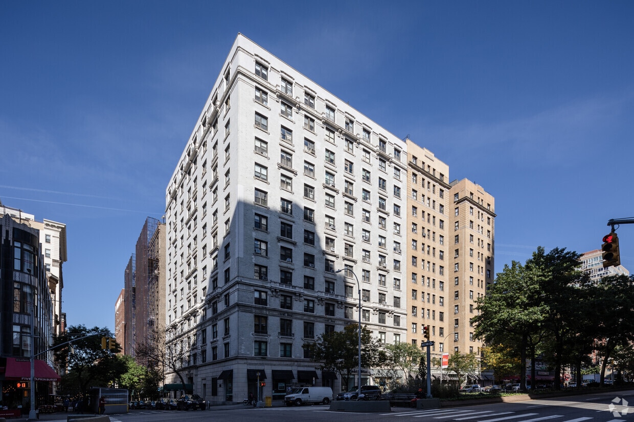 The Alameda 23212327 Broadway New York, NY