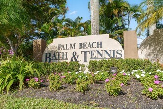 Building Photo - 5260 Grande Palm Cir