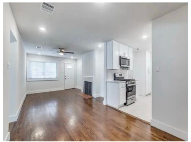 Foto del edificio - 1406 Harlandale Ave