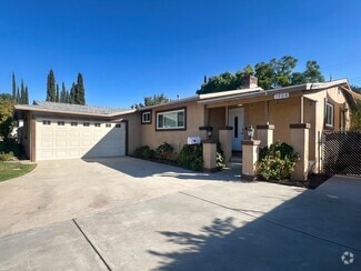 Building Photo - 1406 E Colton Ave
