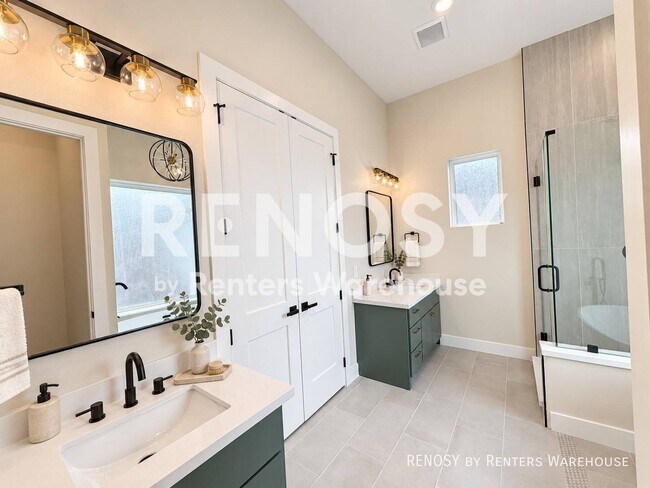 Foto del edificio - 1525 Caywood Ln