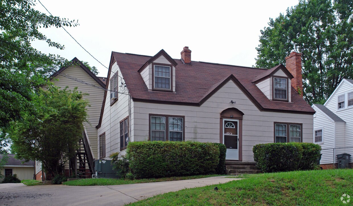 Foto principal - 1008 Carlton Ave