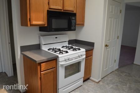 Building Photo - 16996 Cristina Ct