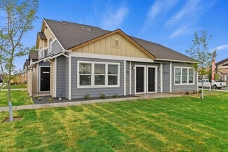 Building Photo - Vivienne Townhomes