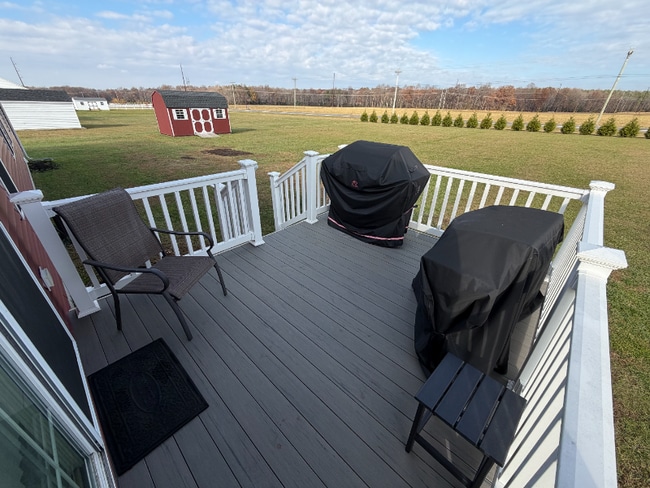 Foto del edificio - 22928 Deep Creek Dr