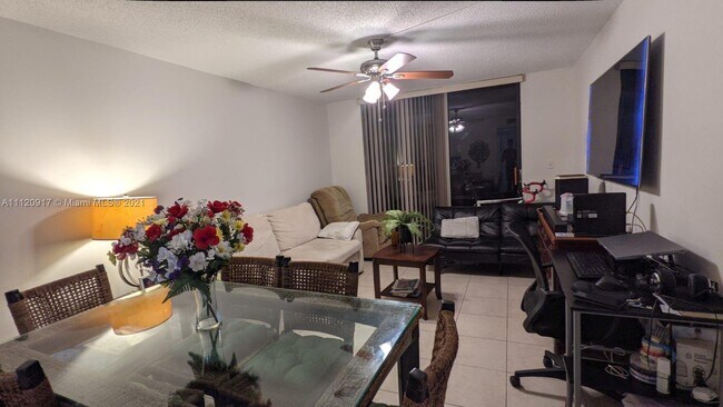 Foto del edificio - 14415 SW 88th St