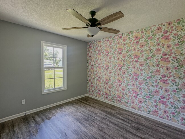 Foto del edificio - 1206 Lynn Terrace