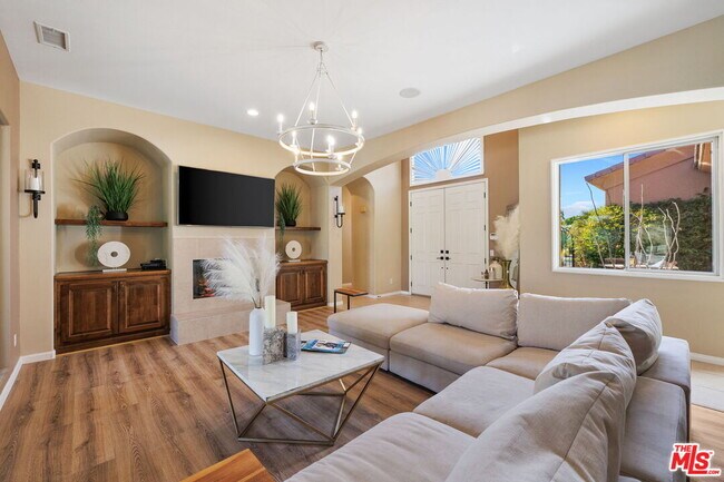 Foto del edificio - 4 Cartier Ct