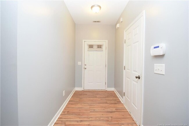 Building Photo - 140 Meherrin Lp