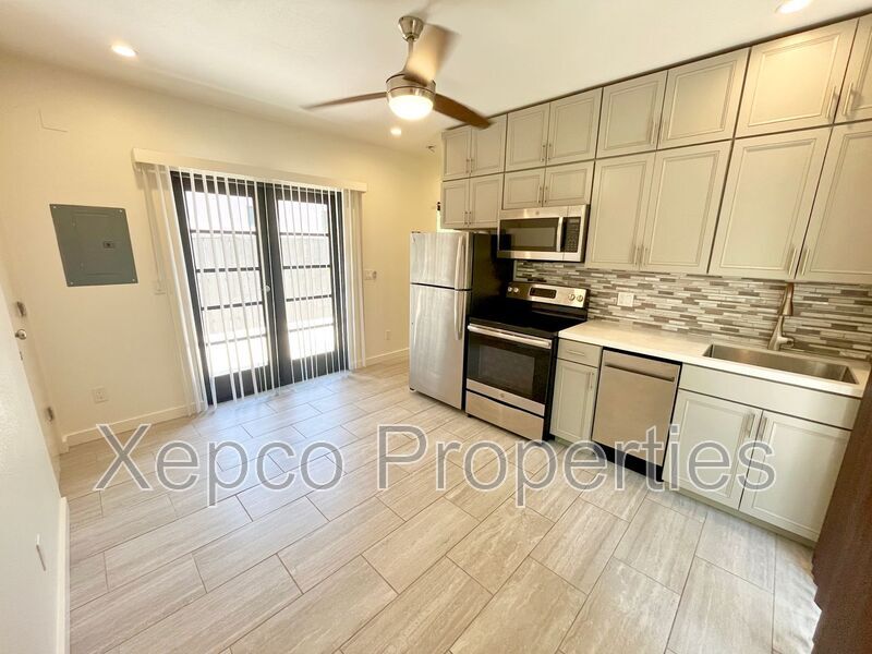 133 Ocotillo Ave Unit 4A, Palm Springs, CA 92264 Condo for Rent in