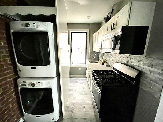 Foto del edificio - 2 bedroom in BRONX NY 10468