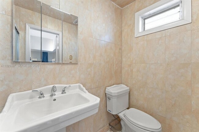 Foto del edificio - 2634 Sheridan St