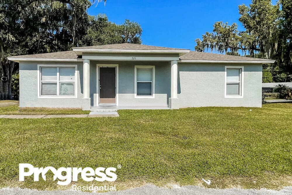 721 W Thomas St, Lakeland, FL 33805 House for Rent in Lakeland, FL