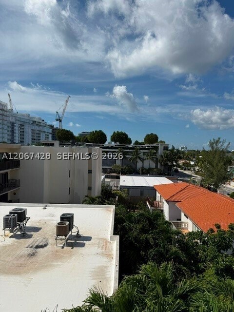 Foto del edificio - 9156 Collins Ave
