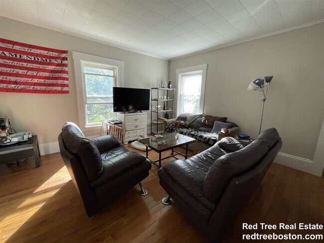 Foto del edificio - 2 Lexington Street, Woburn, MA 01801 - 2 B...