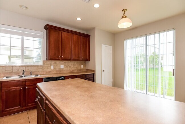 Foto del edificio - 9432 Wellstone Dr