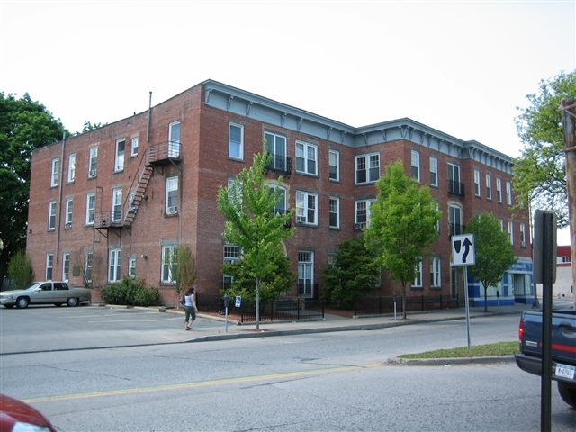 Building Photo - Franklin Apartments