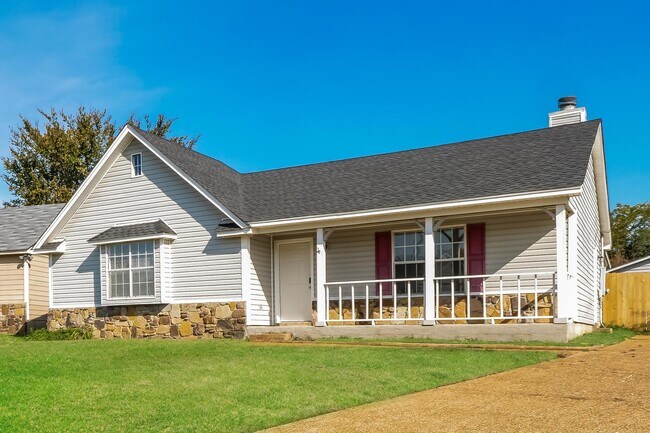 Foto del edificio - 4680 Tumblebrook Cove