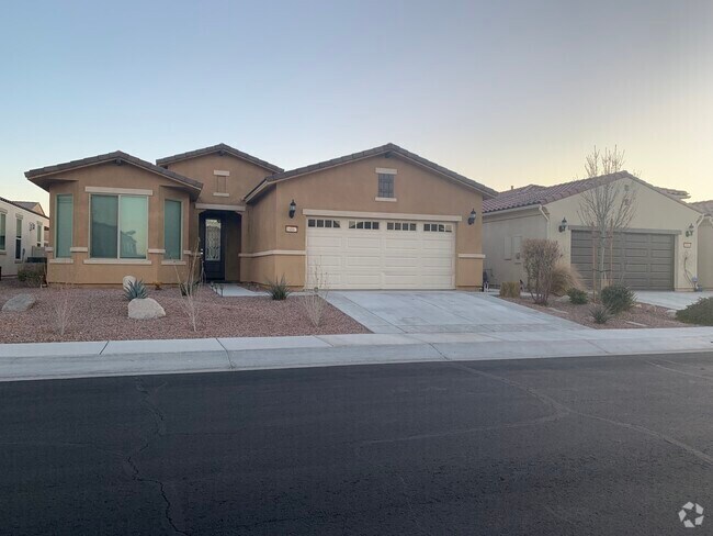 Foto principal - 18867 Lariat St