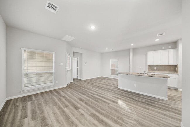 Building Photo - Discover Luxury Living at Allison Park – H...