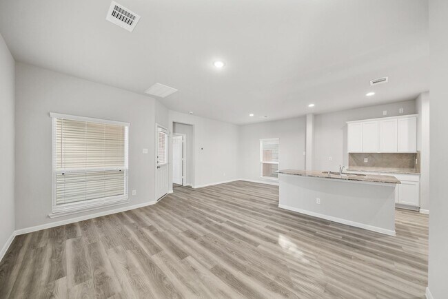 Foto del edificio - Discover Luxury Living at Allison Park – H...