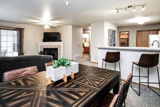 Building Photo - Tranquility Pointe