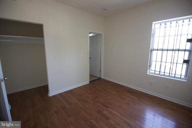 Building Photo - 1858 N 16th St