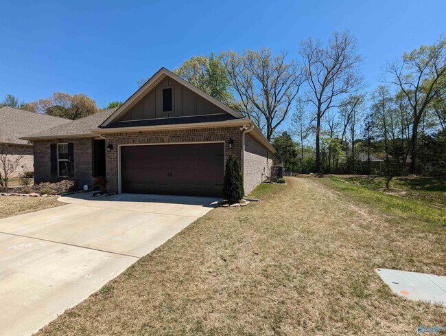 Foto del edificio - 152 Summer Pointe Ln