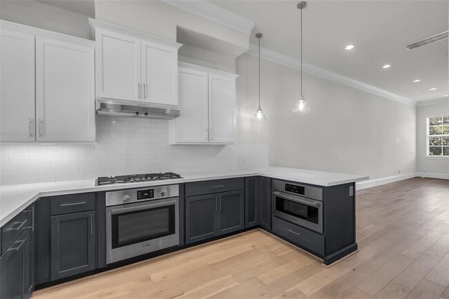 Building Photo - 809 Bringhurst St