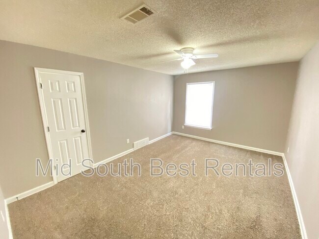Foto del edificio - 3591 Bishops Gate Dr