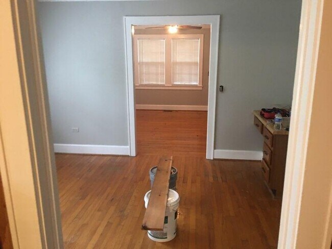 Building Photo - 27 Willingham St.