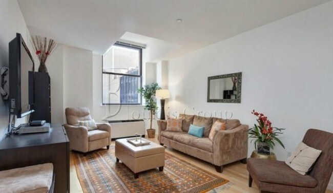 Foto del edificio - 80 Greenwich St