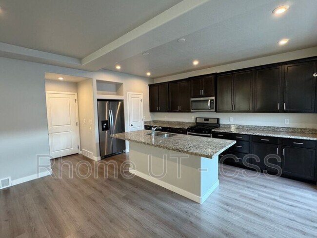 Foto del edificio - 2527 N Wallace Way