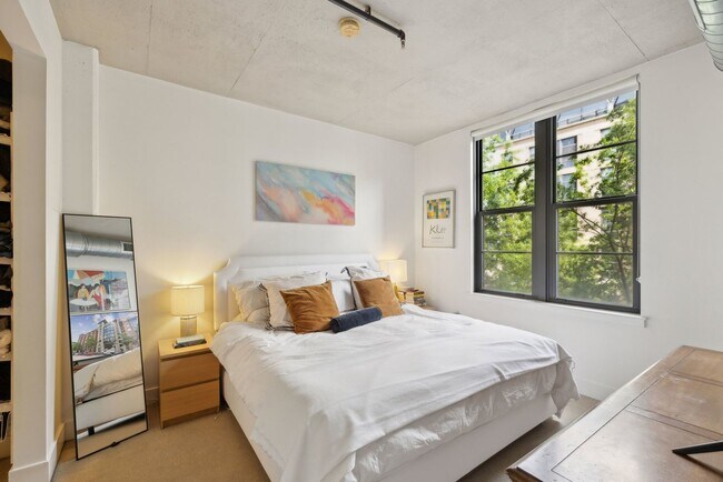 Foto del edificio - 2125 14th St NW