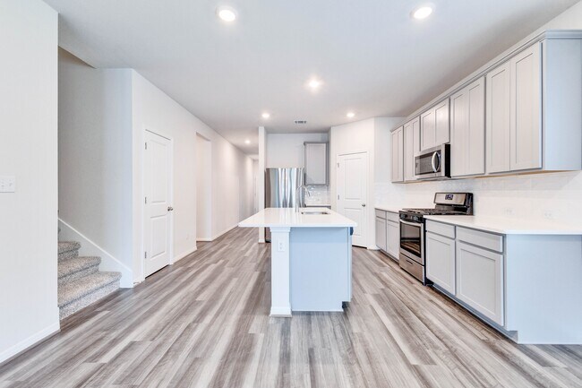 Foto del edificio - 11707 Lily Branch Ln