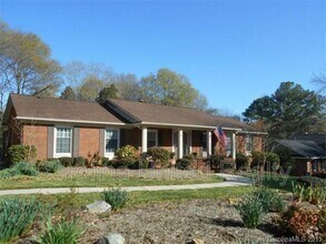 Building Photo - 1330 E Barden Rd