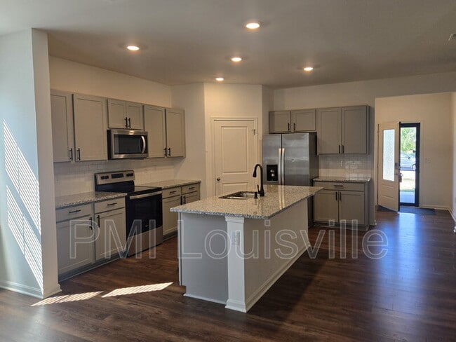 Building Photo - 5806 Kellie Wds Dr