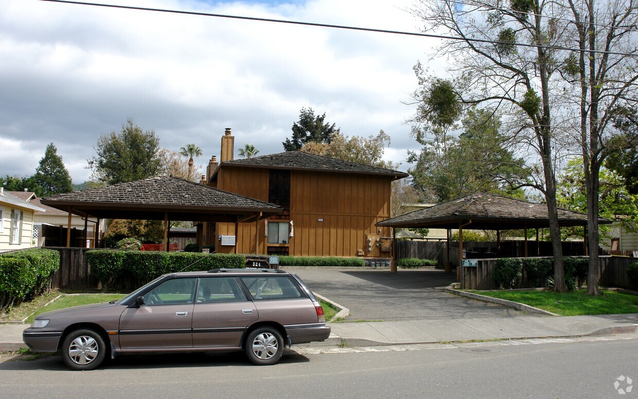 Foto del edificio - 524 Prince Ave