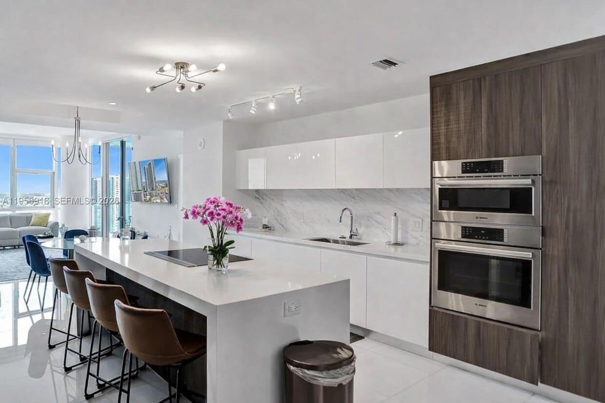 Photo - 851 NE 1st Avenue 2401, Miami, FL 33132