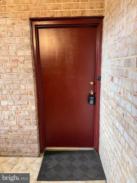 Foto del edificio - 3330 Huntley Sq Dr