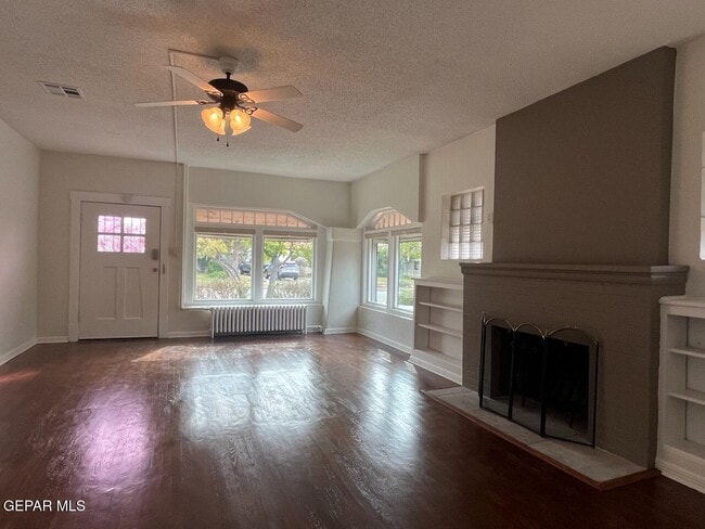 Building Photo - 1203 Madeline Dr