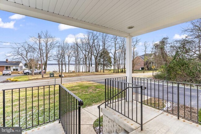 Foto del edificio - 25001 Half Pone Point Rd