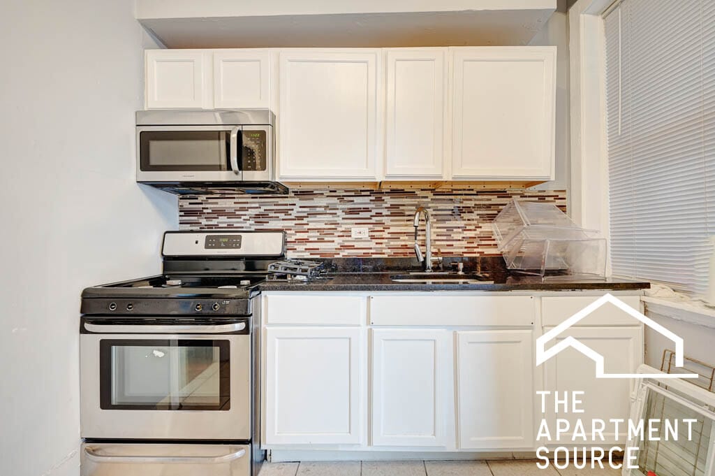 Photo - 907 West Belmont Ave. Unit 2F