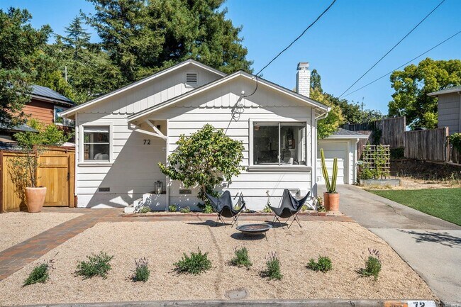 Building Photo - 72 Broadmoor Ave