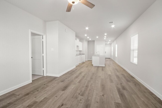 Foto del edificio - 20875 Wildbird Cherry Ln