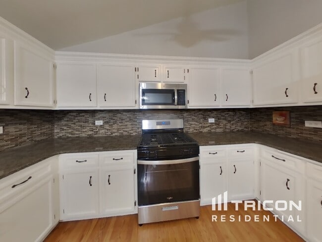 Building Photo - 19618 Brookridge Dr