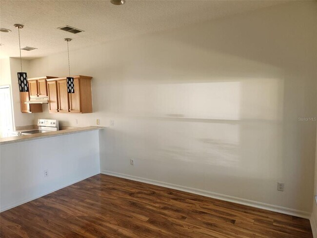 Building Photo - 7710 Clubdale Loop