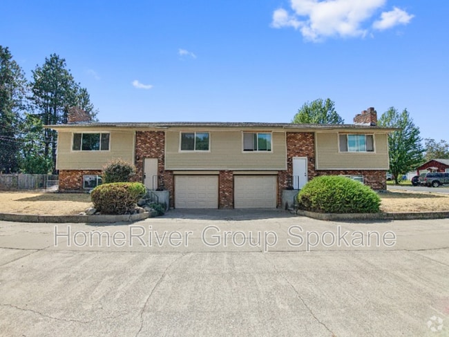 Building Photo - 3010 N Willow Rd