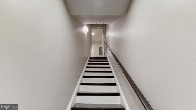 Foto del edificio - 8001 Garland Ave