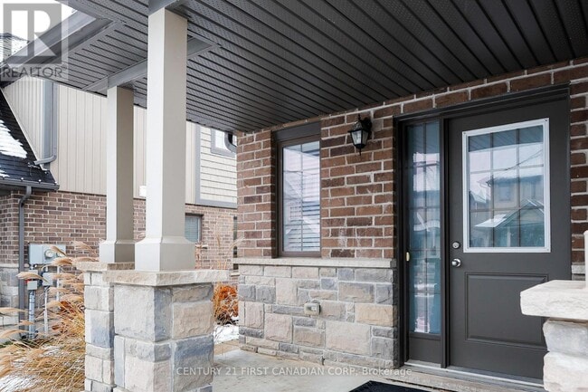 Photo du bâtiment - 2040 Shore Rd